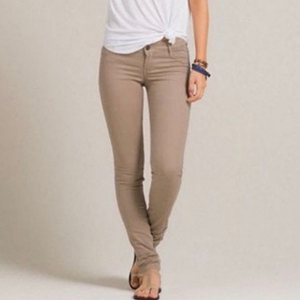 Hollister Khaki Super Skinny Jeans.